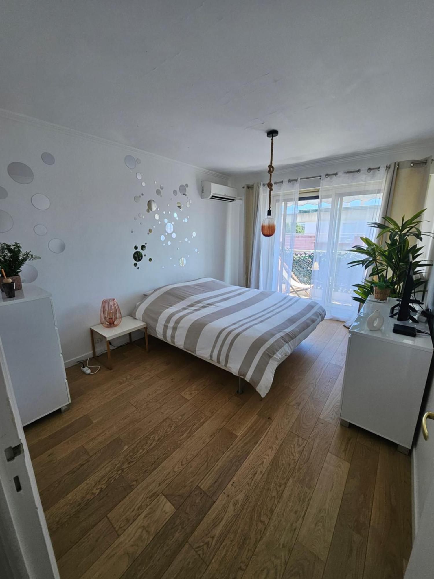 Апартаменты Le Duplex Антиб Экстерьер фото